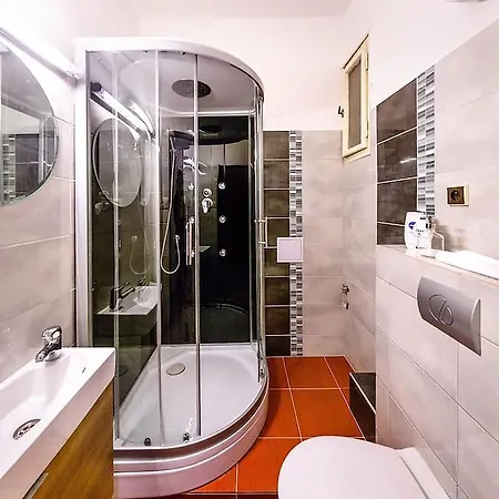 Apartman Romantic Oasis With A/c + Terrace Prága